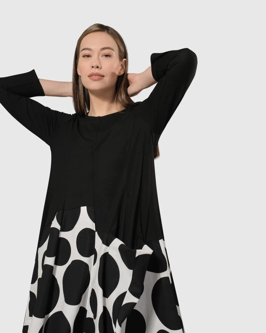 ALEMBIKA Women's Cantina Wonderful Dress - Elegant Mono Design for Stylish Outfits
