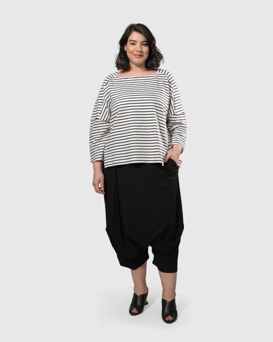 ALEMBIKA Women's Urban Crop Harem Pants - Stylish Black Boho Lounge Pants