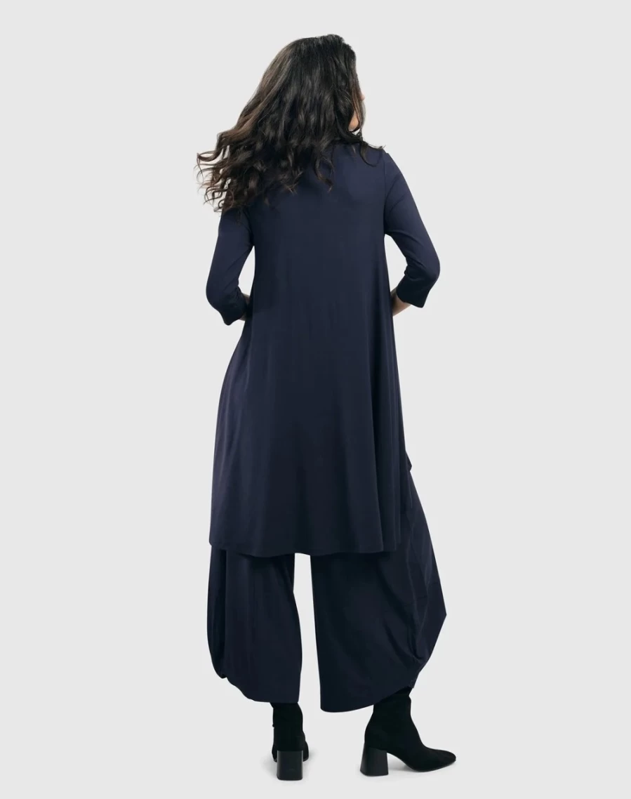ALEMBIKA Women's Essential Swing Tunic Top in Navy - Flowy Casual Blouse for Everyday Wear