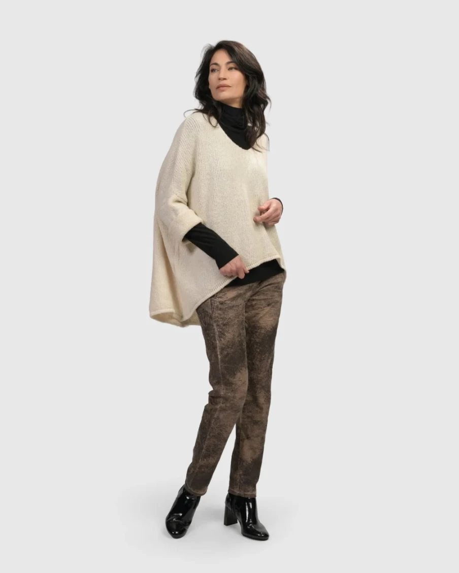 ALEMBIKA Women's Cream Siesta Oversized Sweater - Soft Knit Comfortable Pullover