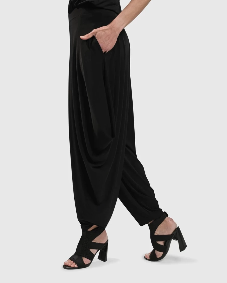 ALEMBIKA Women's Black Cultured Club Riding Pants - Equestrian Trousers for Horseback Riding