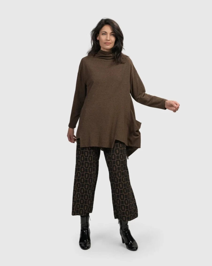 ALEMBIKA Women's Essential Trapeze Top in Brown - Comfortable & Stylish Blouse