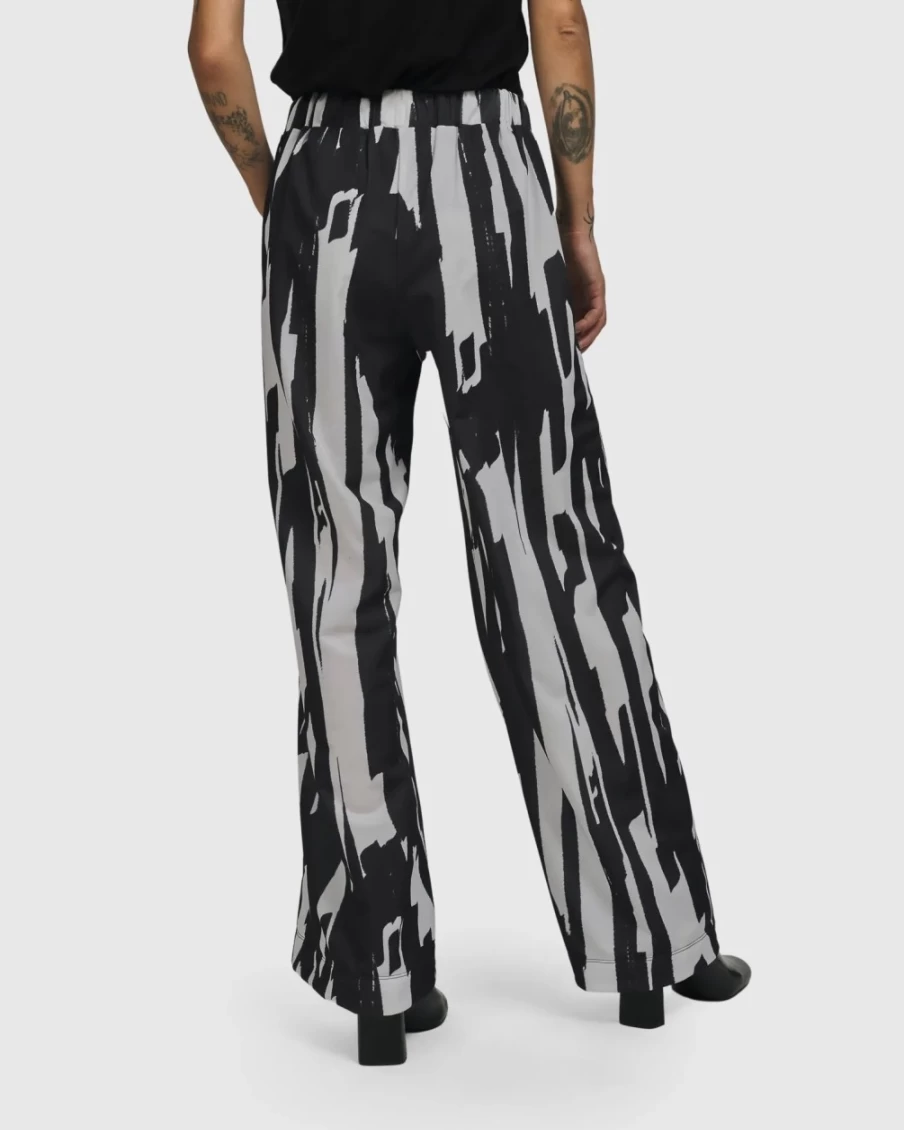 ALEMBIKA Women's Cyber Straight Leg Pants with Brush Texture - Stylish High-Waisted Trousers for Modern Fashion