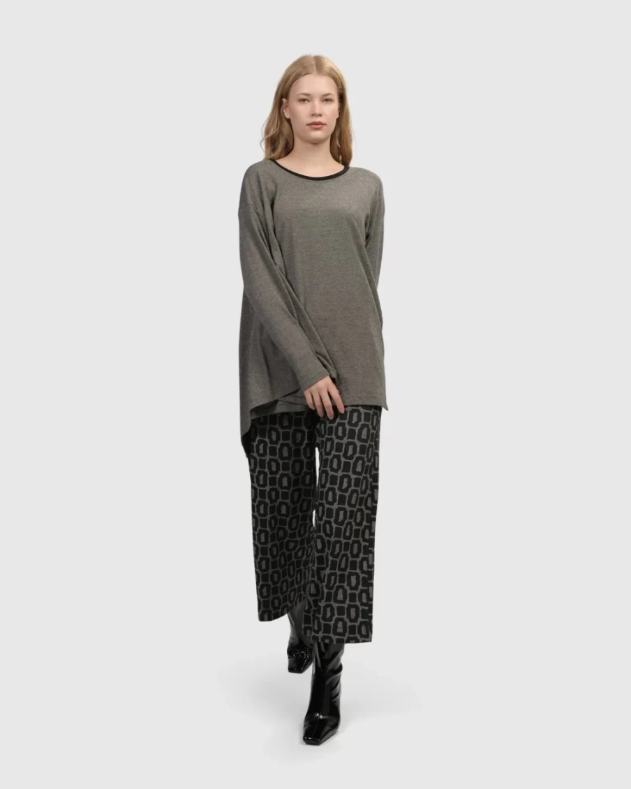ALEMBIKA Women's Essential Flared Top in Fog - Stylish Casual Blouse for Everyday Wear