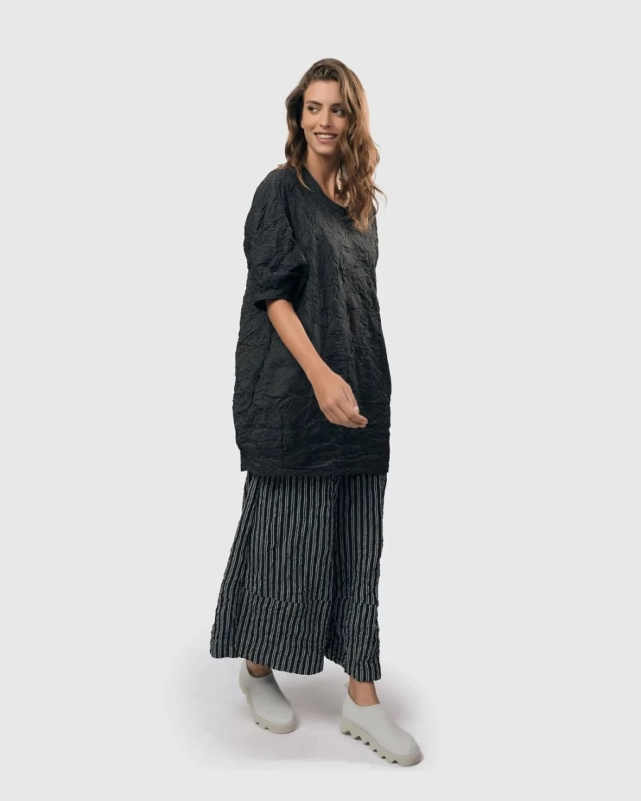 ALEMBIKA Women's Silver & Black Crinkle Pinstripe Palazzo Pants - Urban Style Wide Leg Trousers
