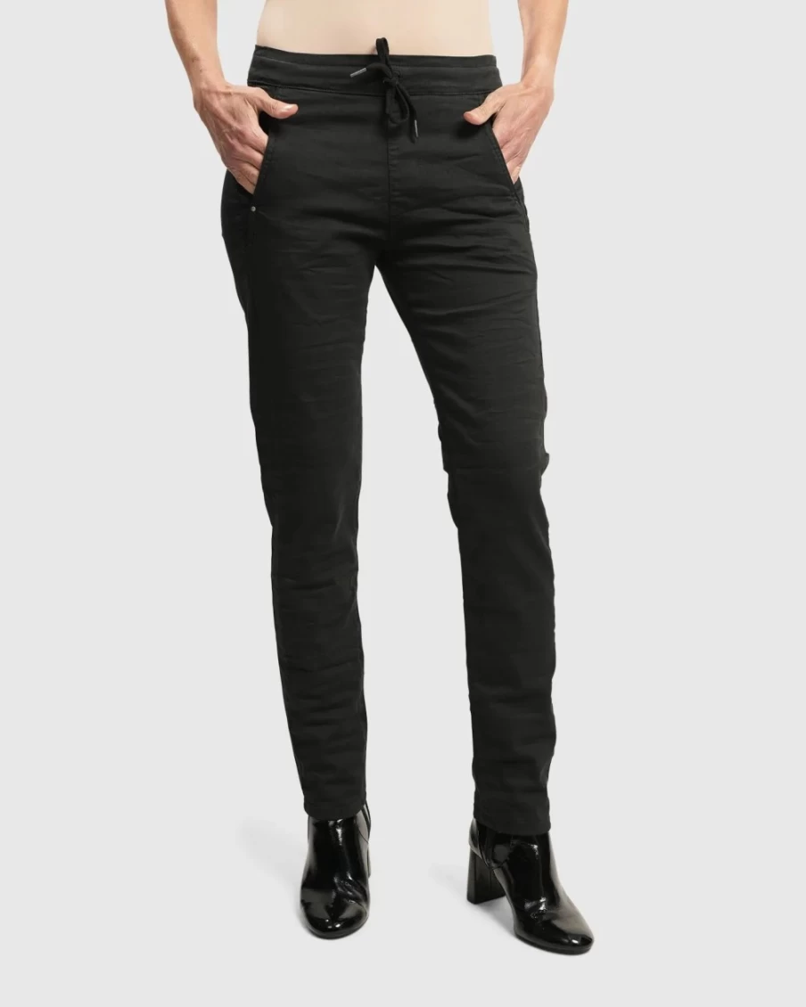 ALEMBIKA Women's Black Iconic Jeans - Stylish High-Waisted Denim Pants