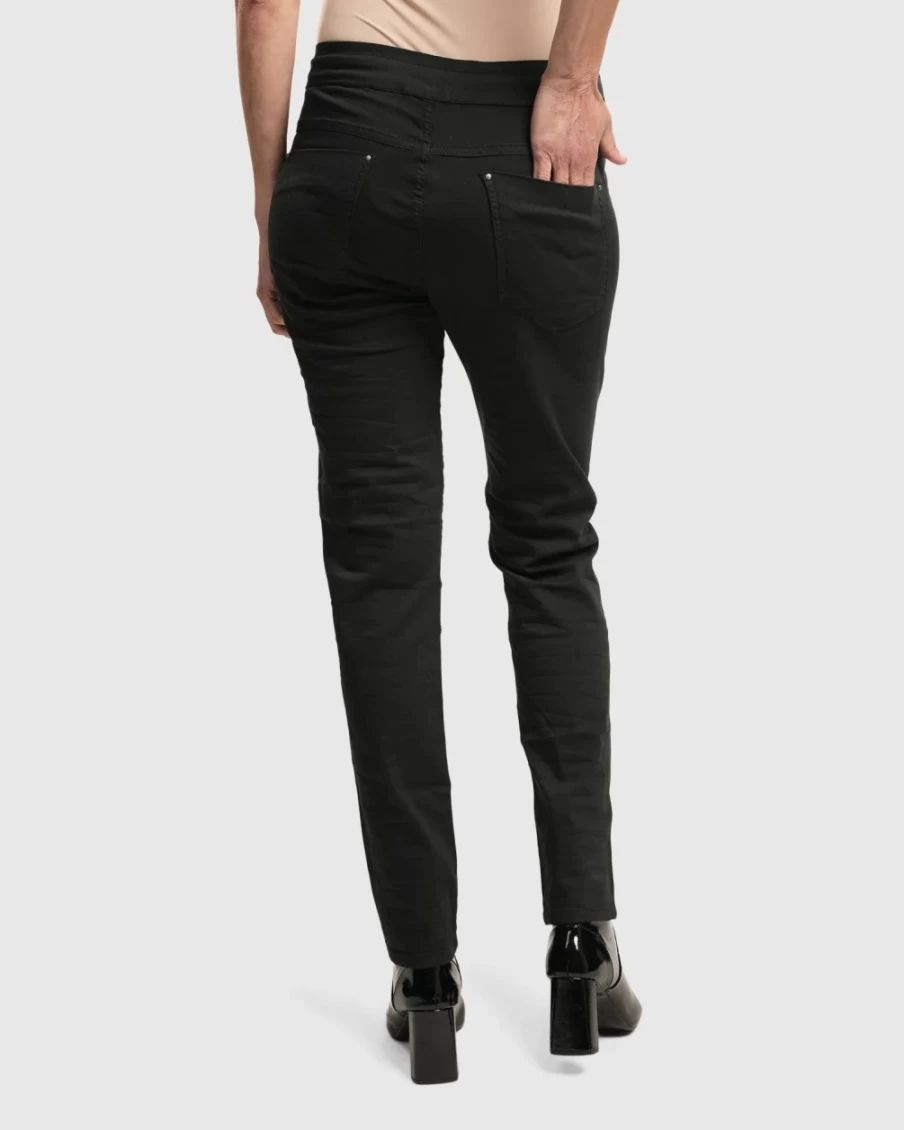ALEMBIKA Women's Black Iconic Jeans - Stylish High-Waisted Denim Pants
