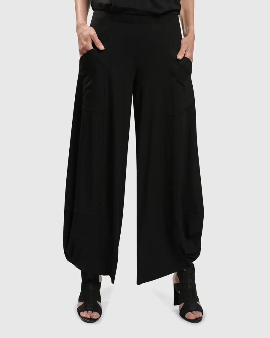 ALEMBIKA Women's Essential Punto Pockets Pants - Comfortable Black Trousers for Everyday Wear