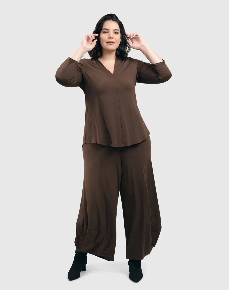 ALEMBIKA Women's Essential V-Neck Top in Coffee - Soft Casual Tee for Everyday Wear