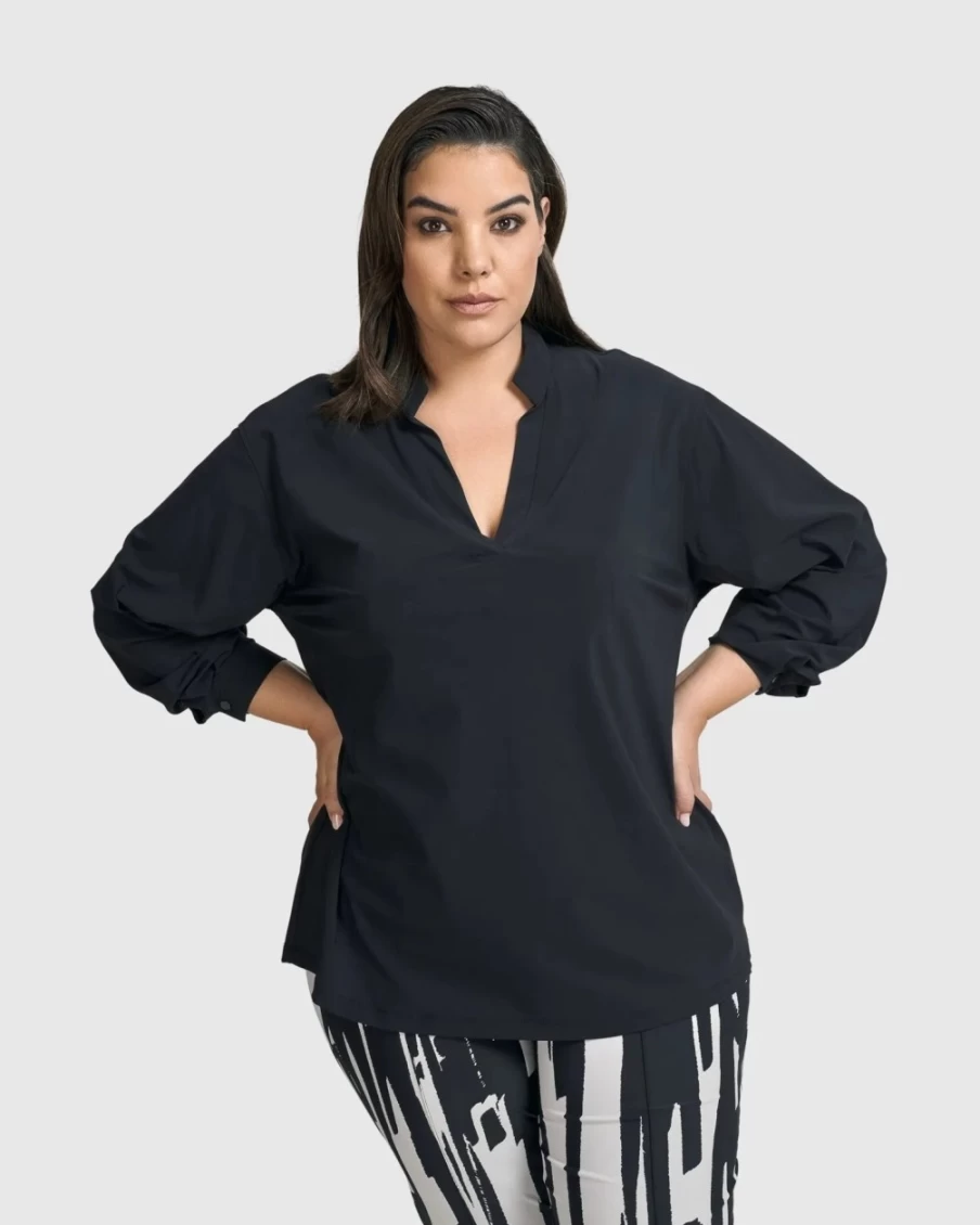 ALEMBIKA Women's Trinity V-Neck Pullover Sweater - Black Knit Top