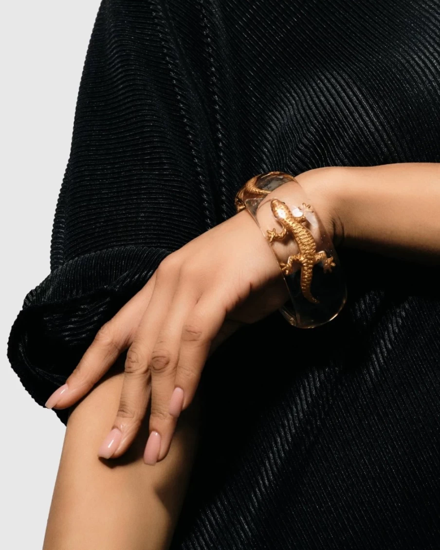 ALEMBIKA Women's Lucky Bangle Bracelet in Gold - Elegant Adjustable Charm Bangle for Good Fortune