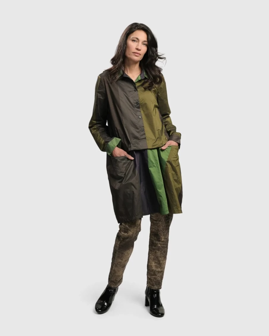 ALEMBIKA Women's Forest Green Patio Stones Print Button Down Tunic Top
