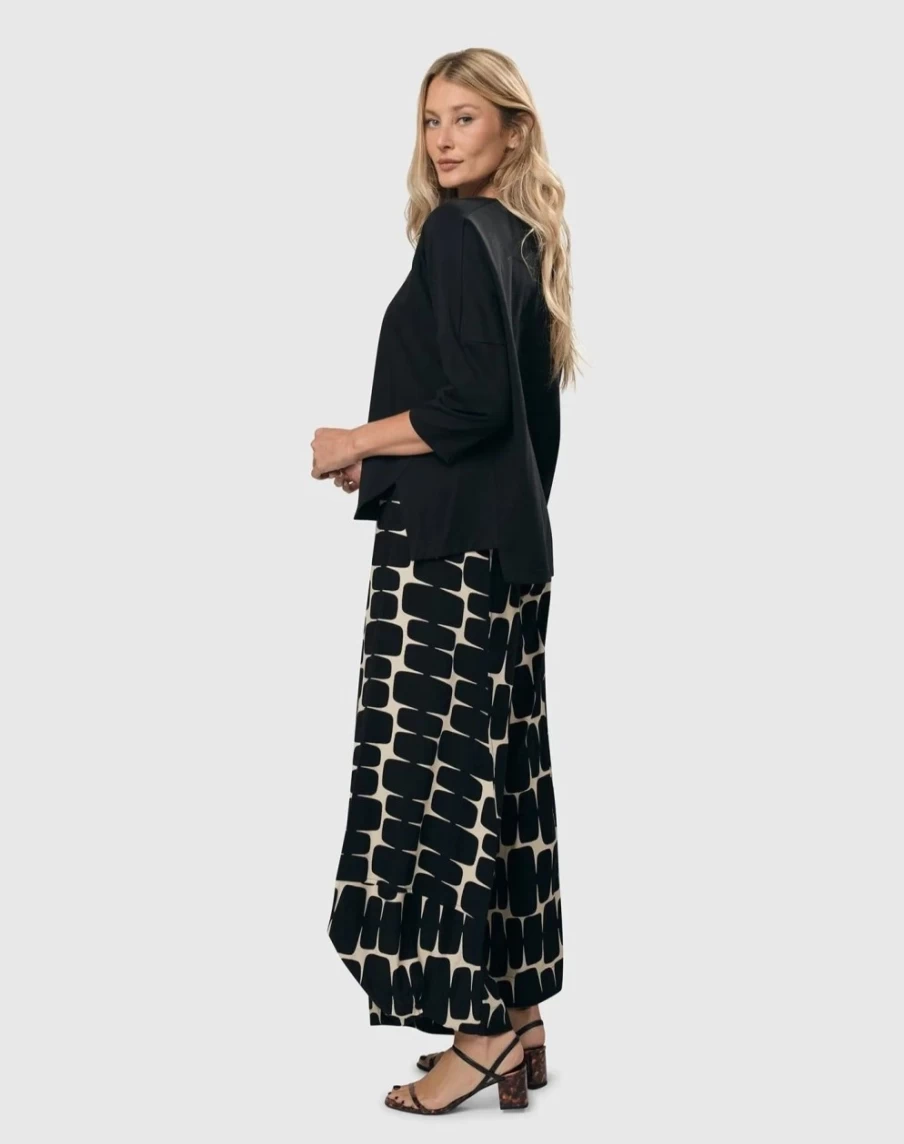 ALEMBIKA Women's Amalfi Punto Pants in Black and Ivory - Stylish High-Waisted Trousers