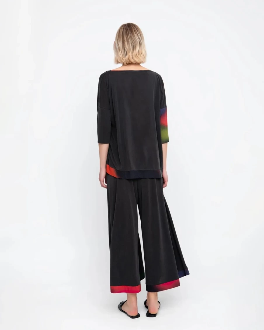 ALEMBIKA Women's Ozai N Ku Northern Lights Boxy Top for Fall Season