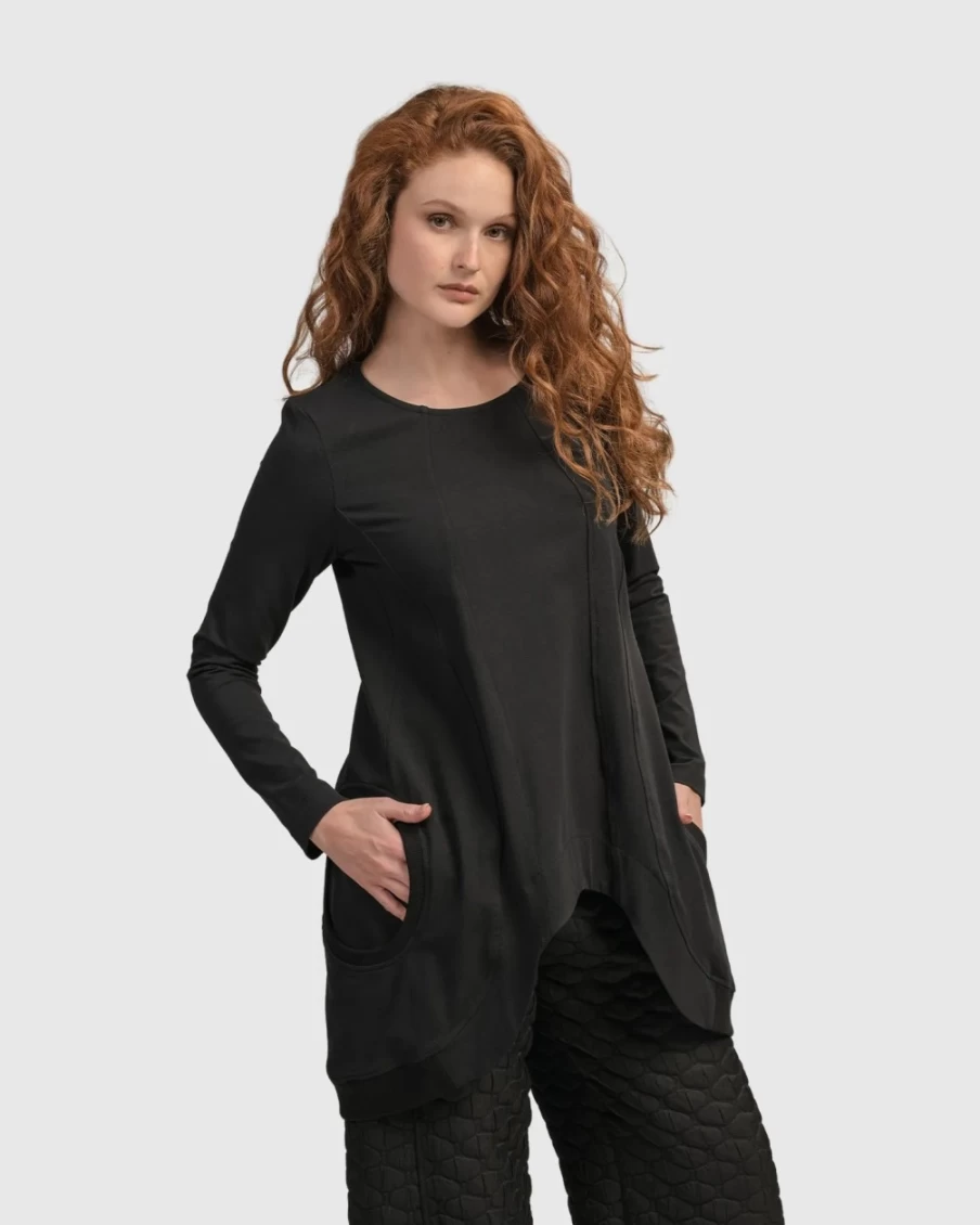ALEMBIKA Women's Urban Maestro Top - Stylish Black Blouse for Modern Fashion