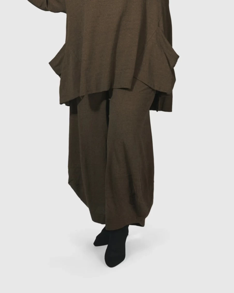 ALEMBIKA Women's Essential Toned Up Punto Pants in Brown for a Stylish Fit