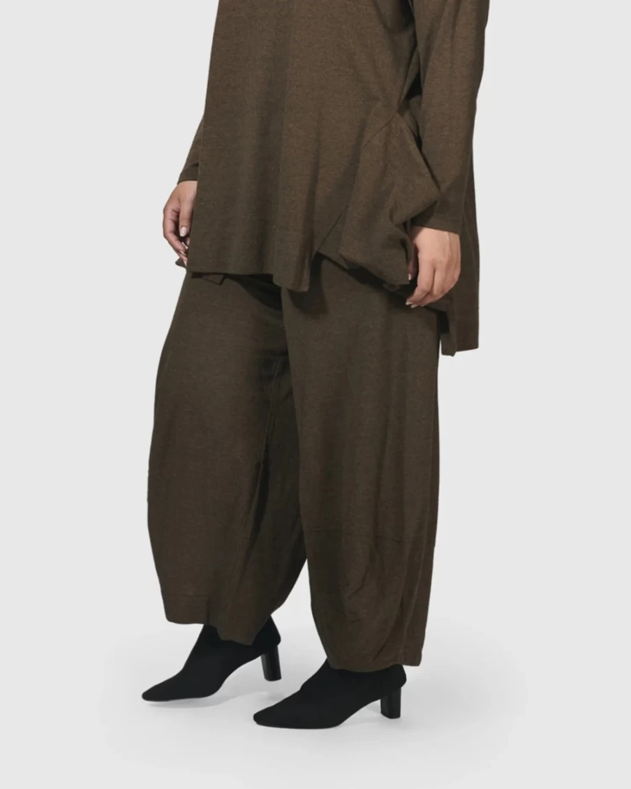ALEMBIKA Women's Essential Toned Up Punto Pants in Brown for a Stylish Fit