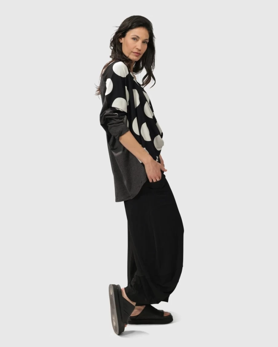 ALEMBIKA Women's Minnie Swing V-Neck Top - Flowy Casual Blouse for Women