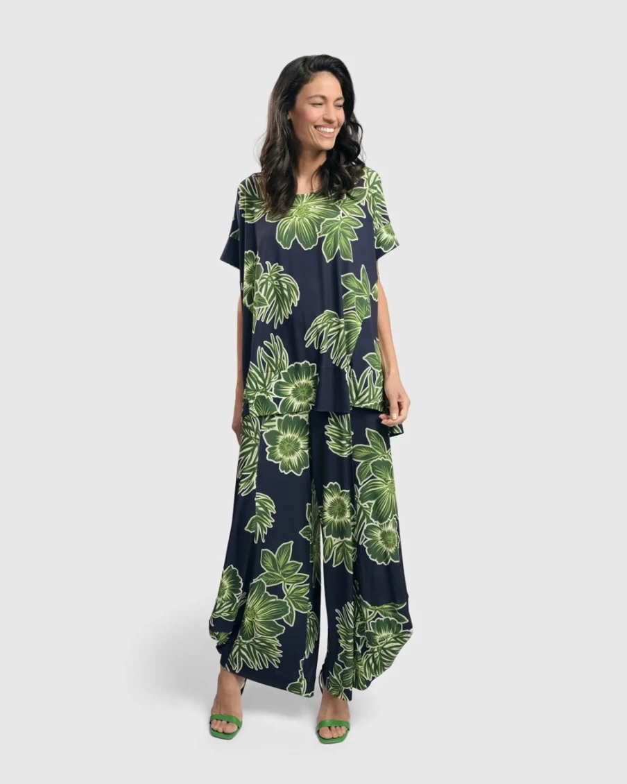 ALEMBIKA Women's Paradise Punto Pants in Royal Blue and Green