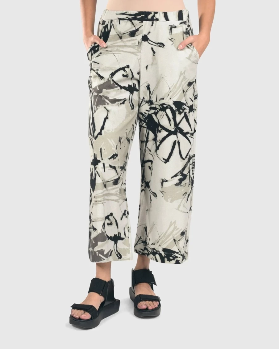 ALEMBIKA Women's Urban Go-To Pants - Stylish & Comfortable Sketch Design for Everyday Wear